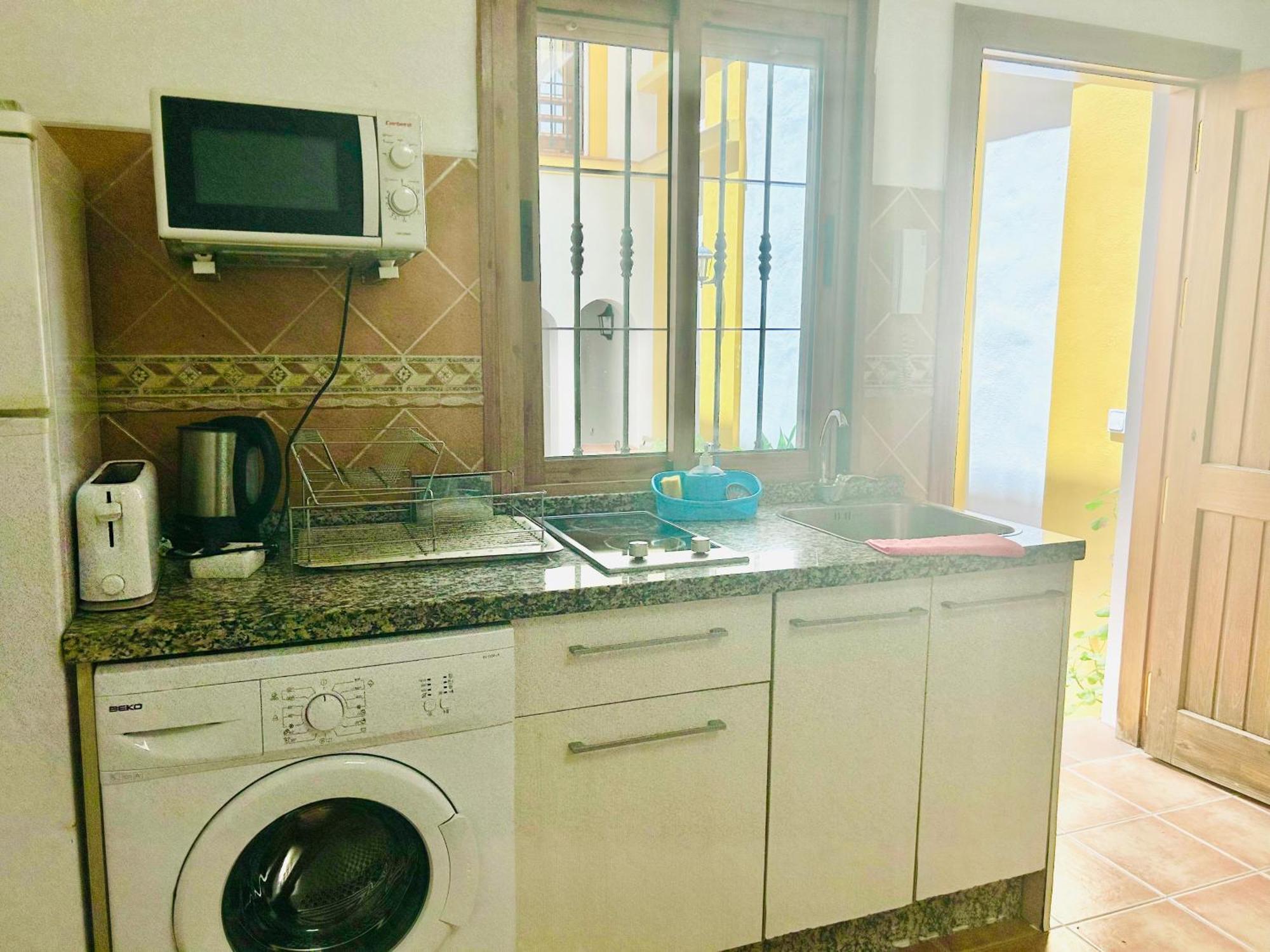 Altamalaga Apts Apartment Екстериор снимка